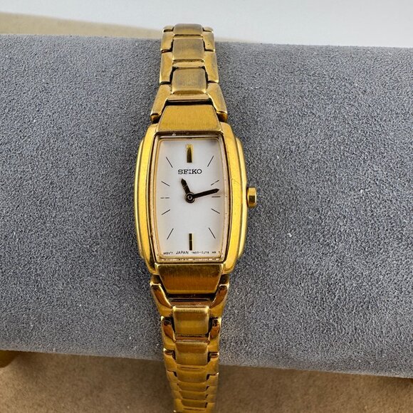 Vintage and Very Nice Seiko Gold Tone Watch Asymmetrical Curved Shaped Case - Picture 8 of 8